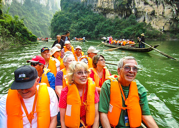 15 Days Beijing - Xi'an - Guilin - Yangshuo - Guilin - Chengdu - Chongqing - Yangtze River Cruise - Yichang - Shanghai